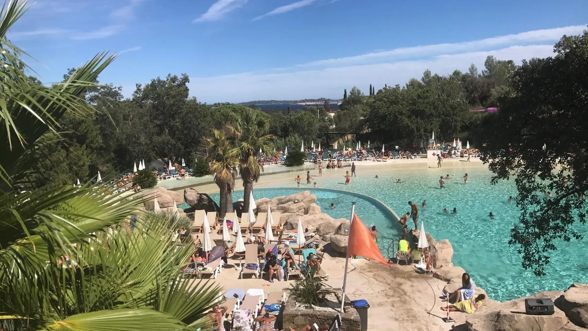 Maison Du Lac Grimaud Holiday home